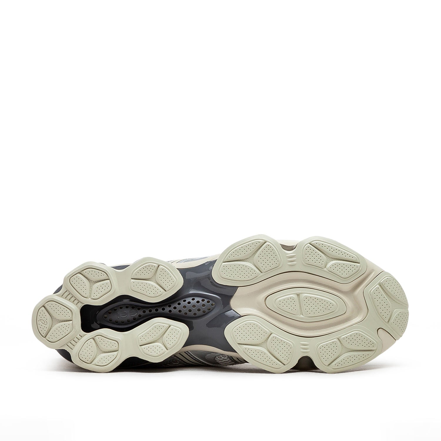 Gel Quantum Kinetic Sneakers (Beige / Silber)