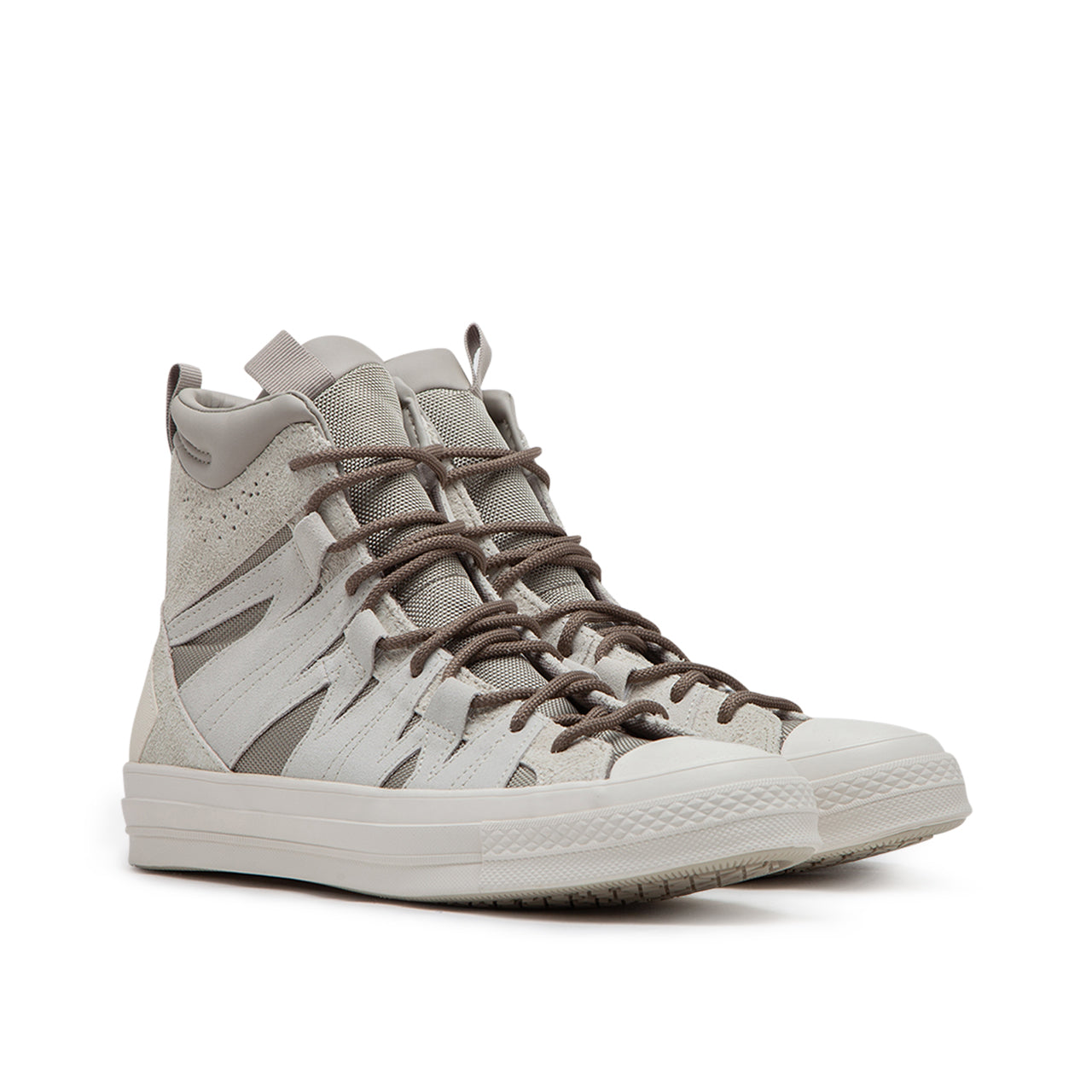 High-Top Classic Sneakers in Beige - Klima-Eskapismus