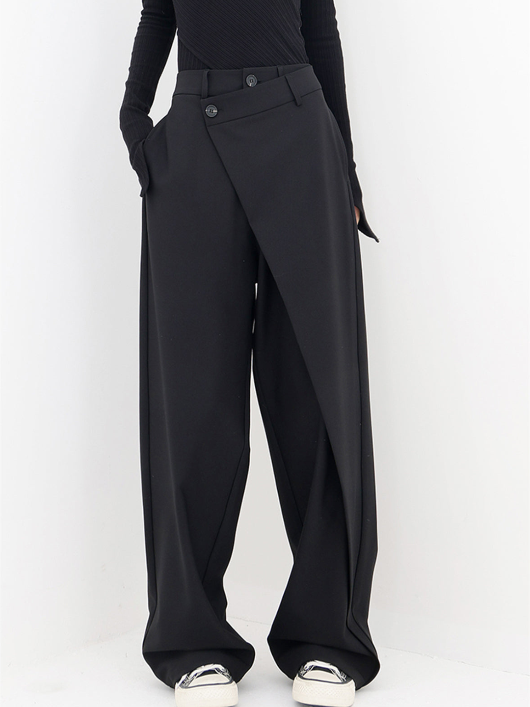 Moderne weite Hosen