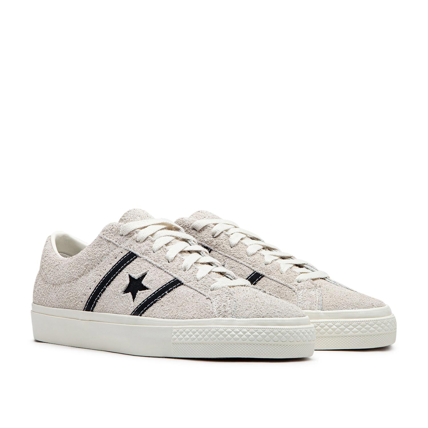 One Star Academy Pro Suede Sneakers (Creme / Schwarz)
