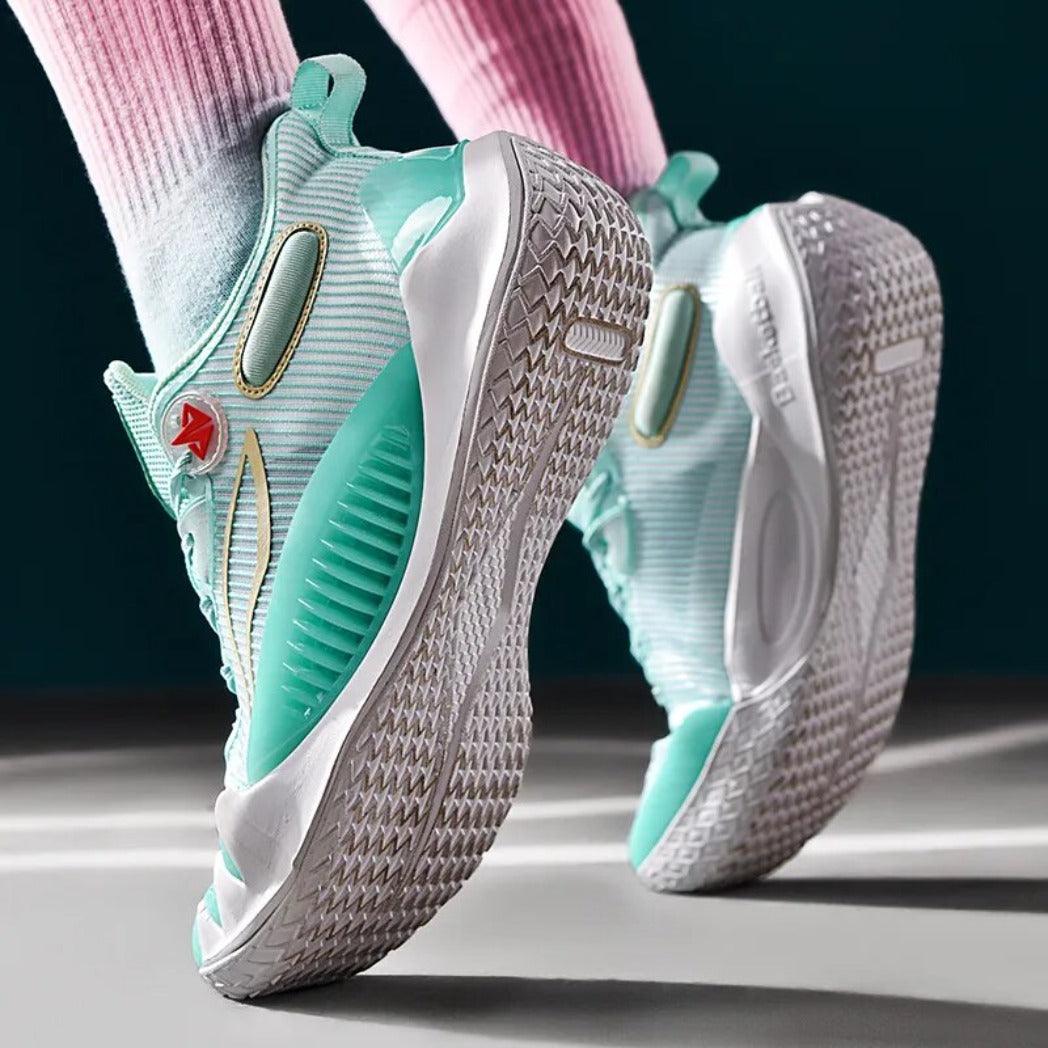 Atmungsaktive Basketballschuhe mit hoher Aufpralldämpfung – VelocityRun