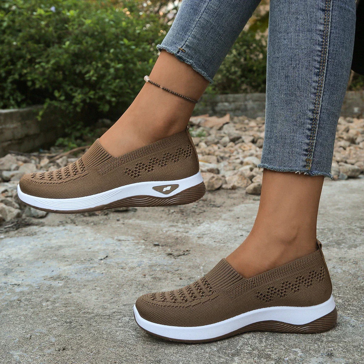 AeroFlex Knit Slip-On-Sneakers