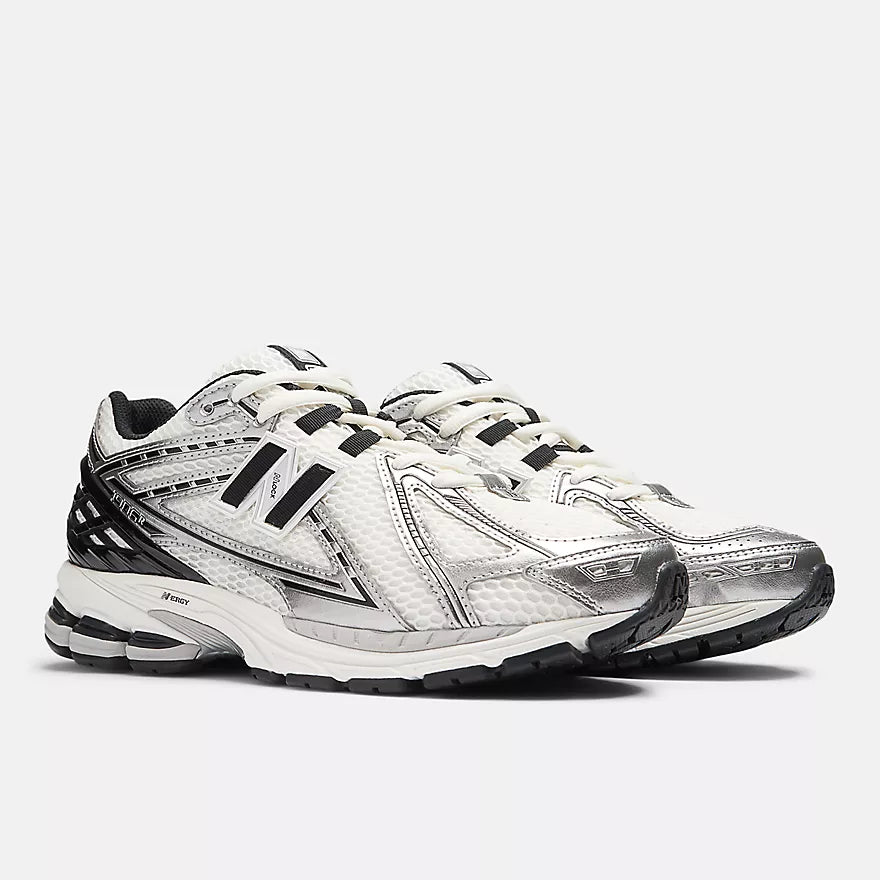 U1906RCE (Silber Metallic / Schwarz / Sea Salt)