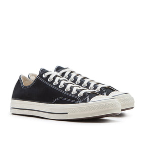 Klassische Low-Top-Sneaker (Schwarz)