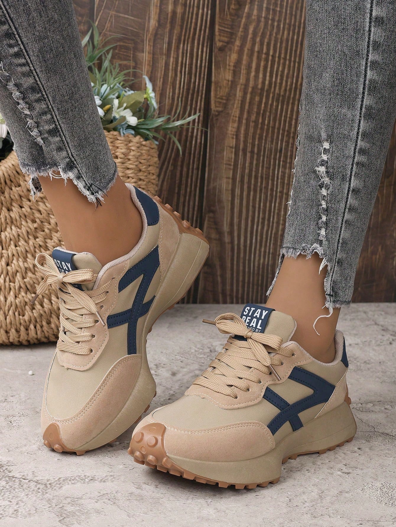 Rutschfeste orthopädische Sneaker
