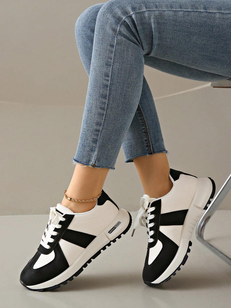 Avery Court-Sneaker