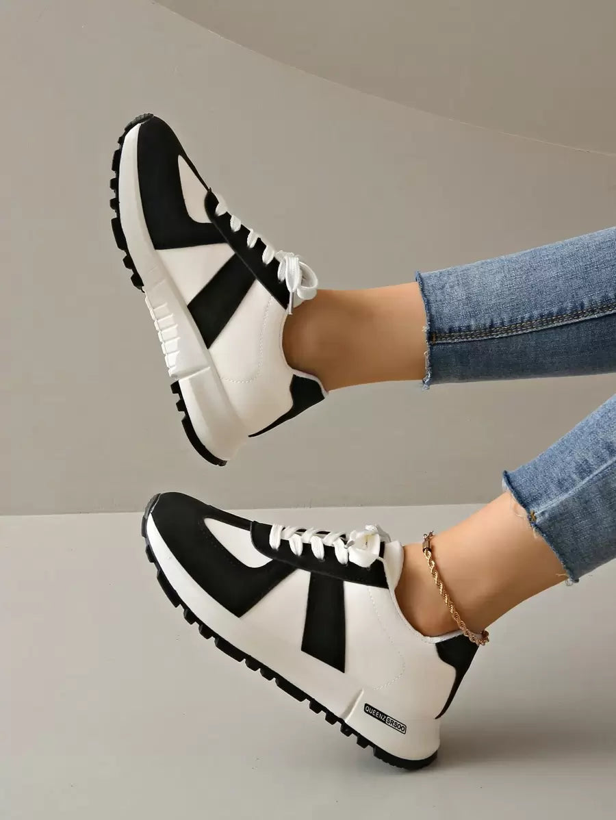 Avery Court-Sneaker