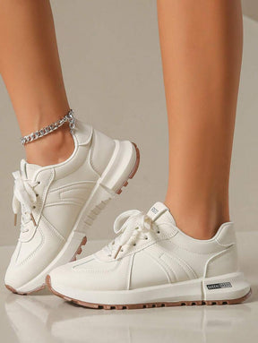 Avery Court-Sneaker