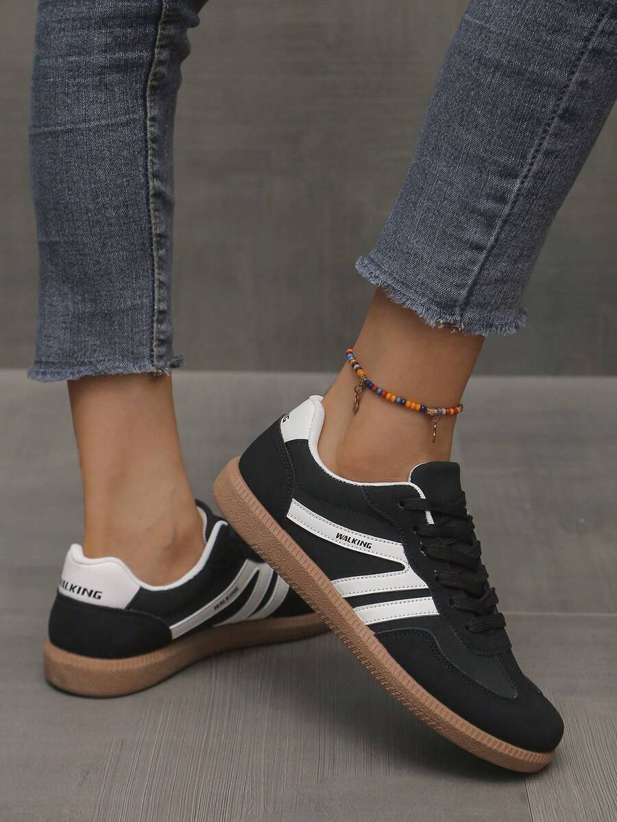 Camden Court Schwarze Gummi-Sneakers