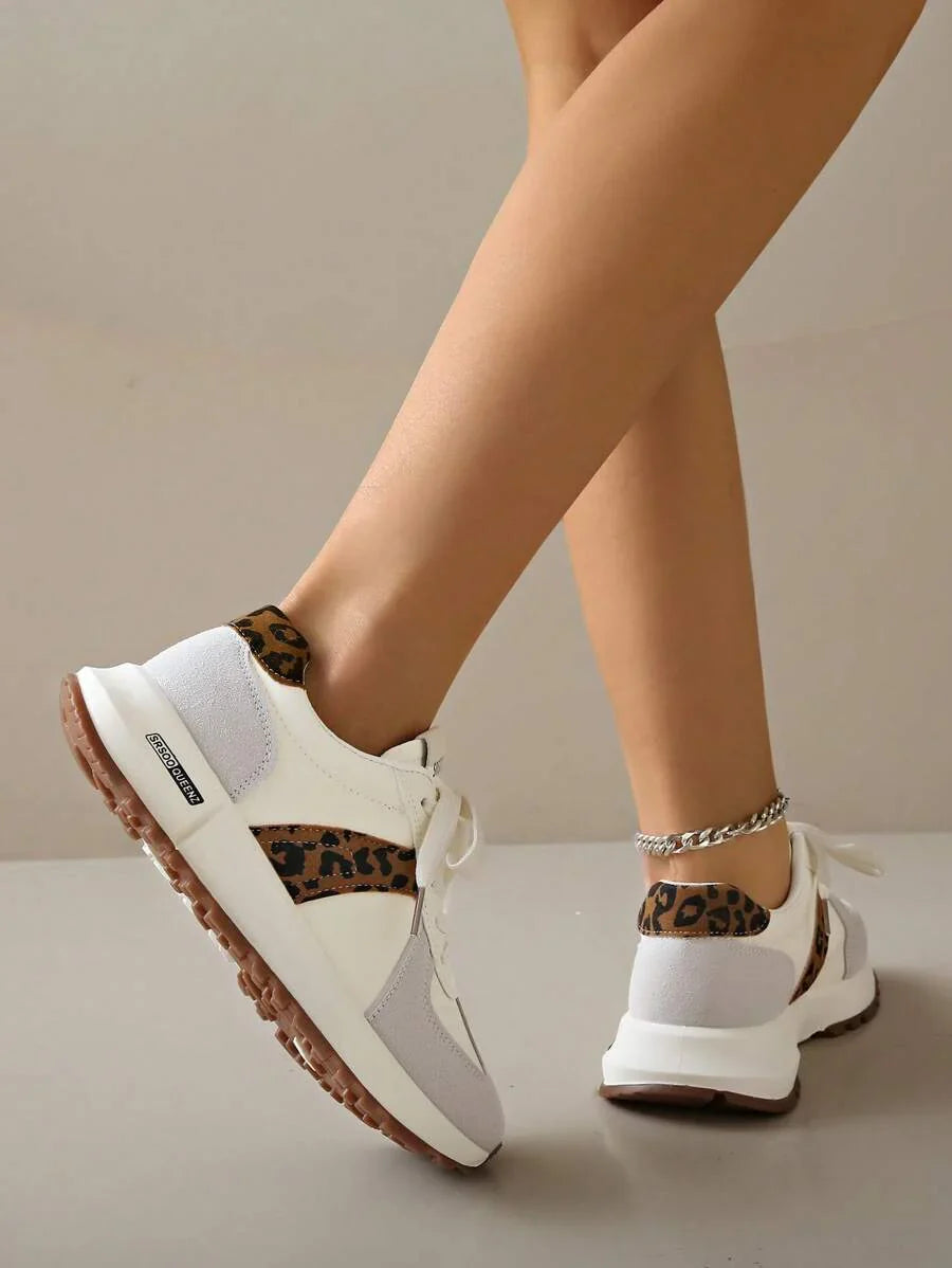 Avery Court-Sneaker