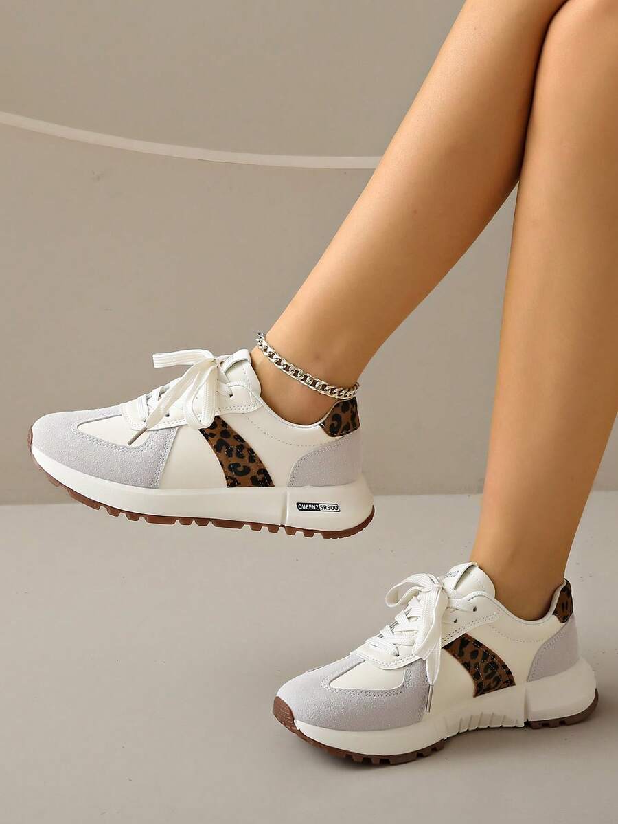 Avery Court-Sneaker