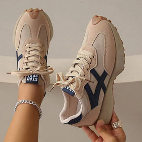 Ardelle Trail-Sneaker