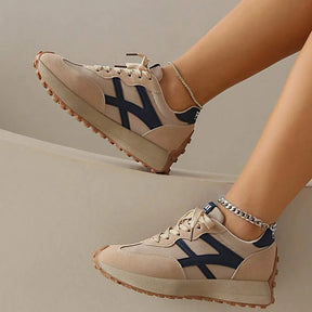 Ardelle Trail-Sneaker
