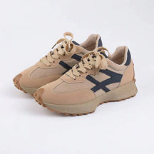Ardelle Trail-Sneaker