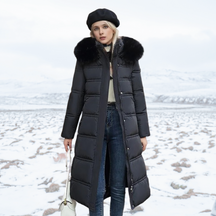 Luxuriöser Winterparka mit Fellkapuze