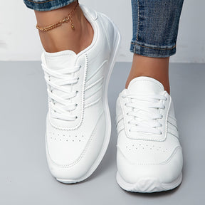 CoastLane Lässige weiße Court-Sneakers