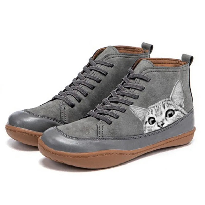 Von Katzen inspirierte Stiefel