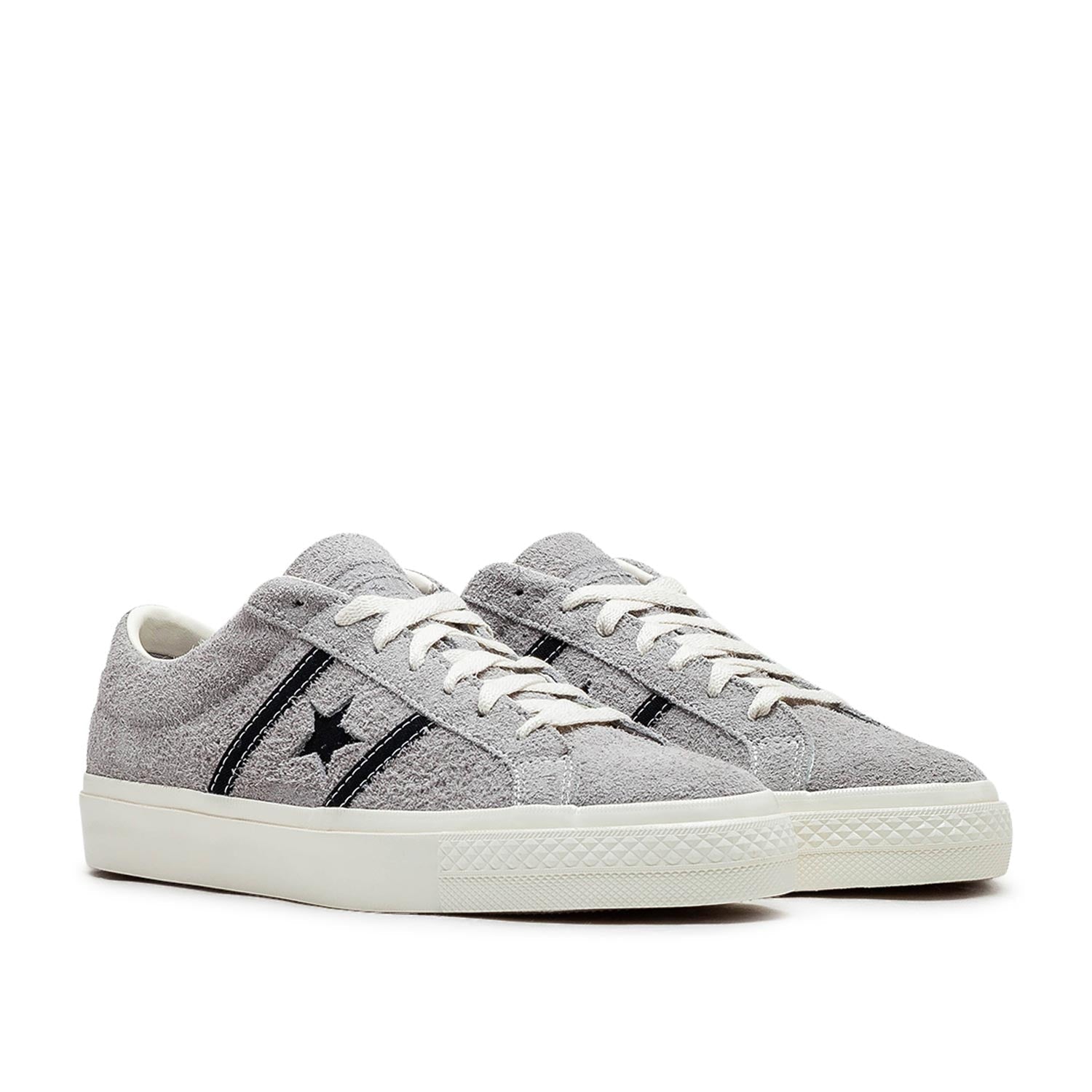 One Star Academy Pro Suede Sneakers (Creme / Schwarz)