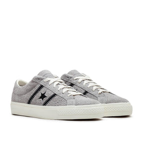 One Star Academy Pro Suede Sneakers (Creme / Schwarz)