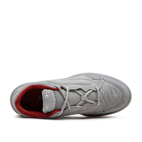 Kollaborative graue Low-Top-Sneaker