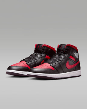 AJ1 Mid (Schwarz/Summit Weiß/Varsity Rot)