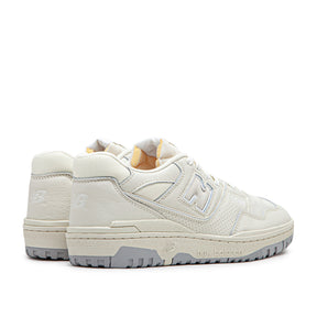BB550PWD Sneakers (Creme)