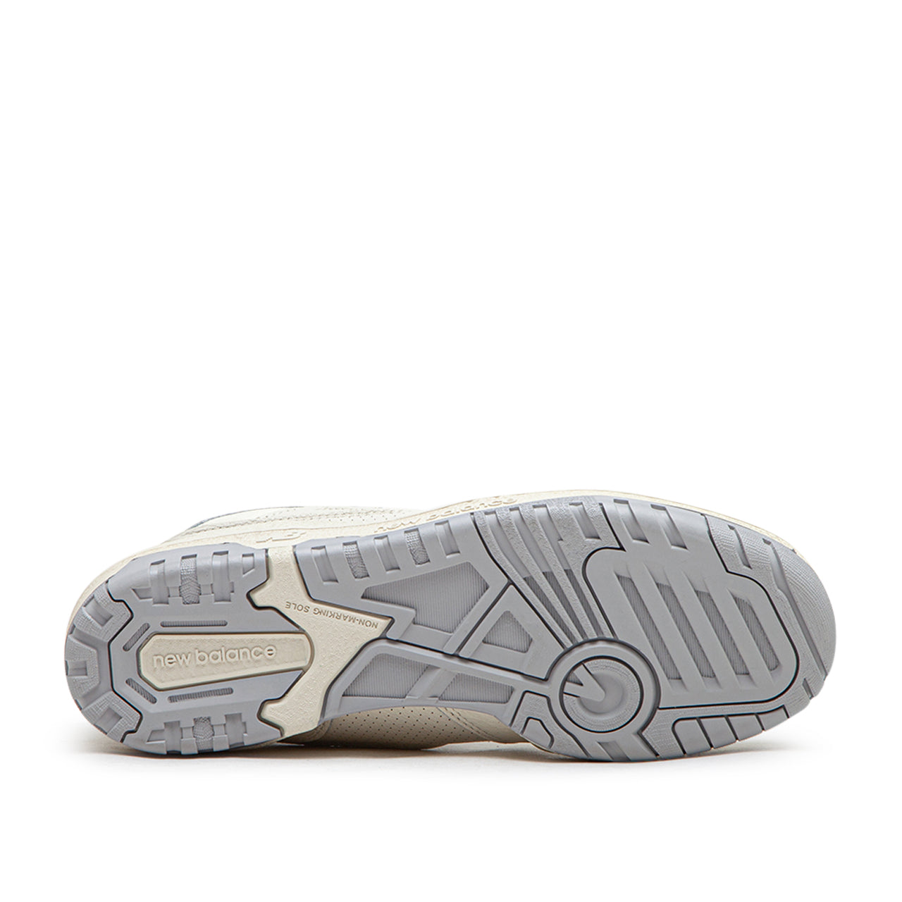 BB550PWD Sneakers (Creme)