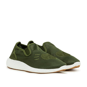 Kollaborative Pure Slip-On Sneakers (Olive / Weiß)