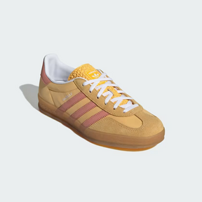 Gazelle Indoor (Semi Spark / Wonder Clay / Cloud White)