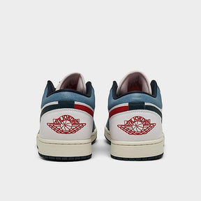 AJ Retro 1 Low SE (Weiß/Ägäis-Sturm/Blasses Elfenbein/Armee-Marine)