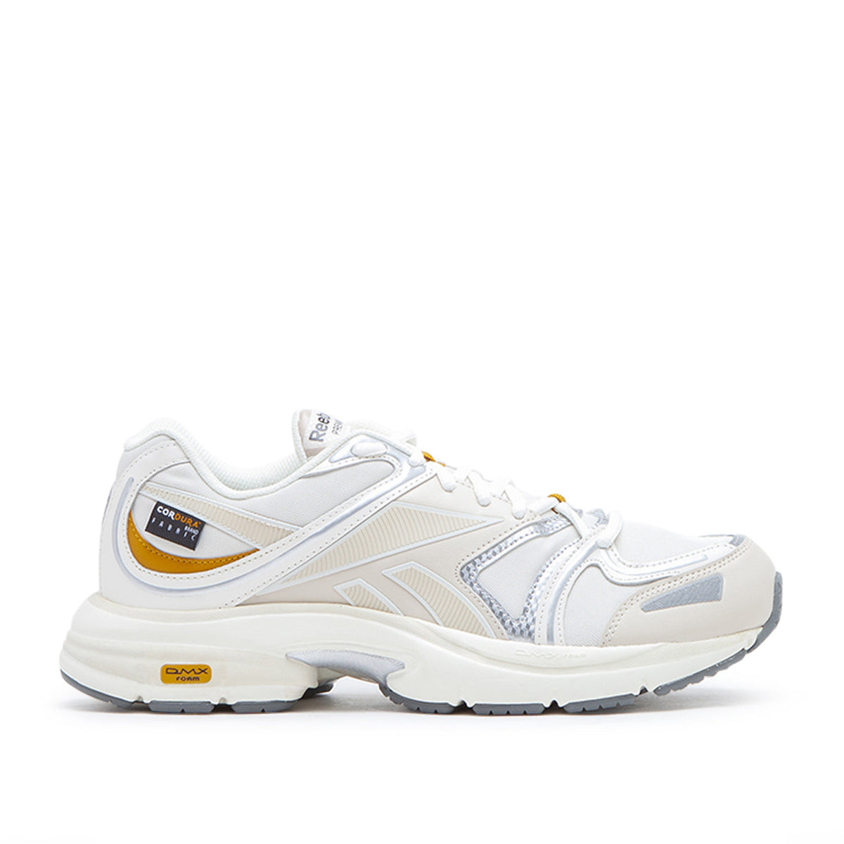 Premier Road Plus VI Sneakers (Beige / Orange)