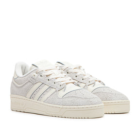 Rivalry Low 86 Sneakers (Grau / Creme)