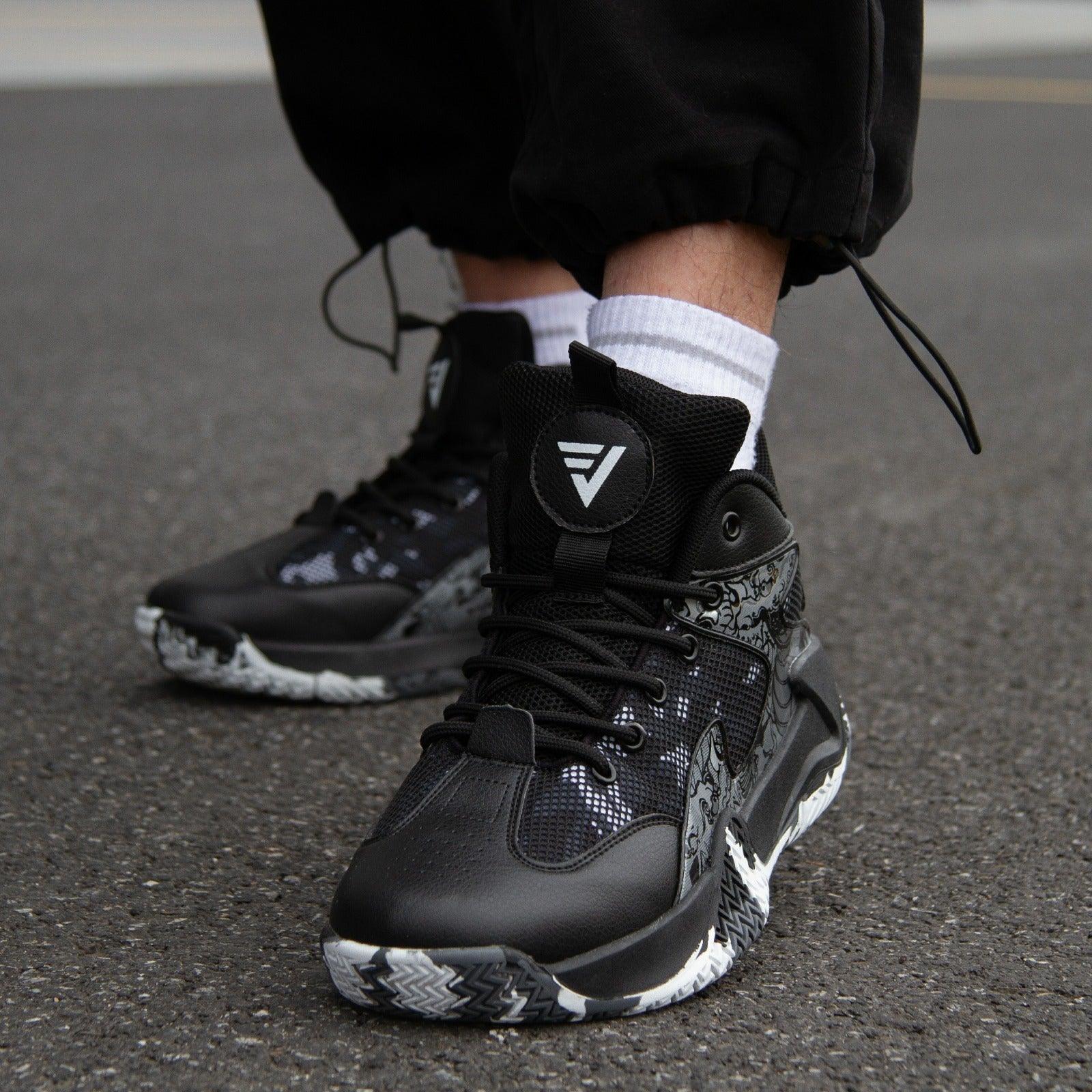 Komplett schwarze Basketball- und Volleyballschuhe - Unisex