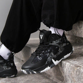 Komplett schwarze Basketball- und Volleyballschuhe - Unisex