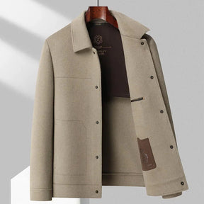 Jacke mit eleganten Knöpfen