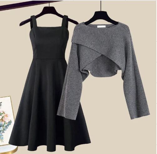 Elegantes Strickkleid-Set