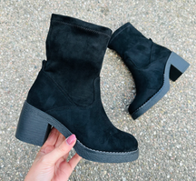 Elegante und bequeme Stiefel