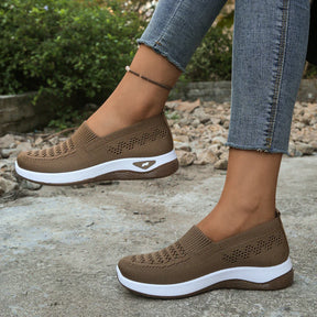AeroFlex Knit Slip-On-Sneakers