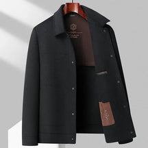 Jacke mit eleganten Knöpfen