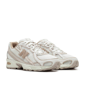 U740IN2 Sneakers (Beige)