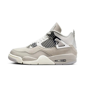AJ4 Retro Frozen Moments