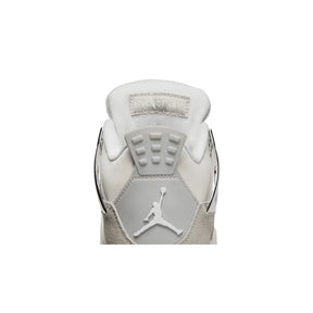 AJ4 Retro Frozen Moments