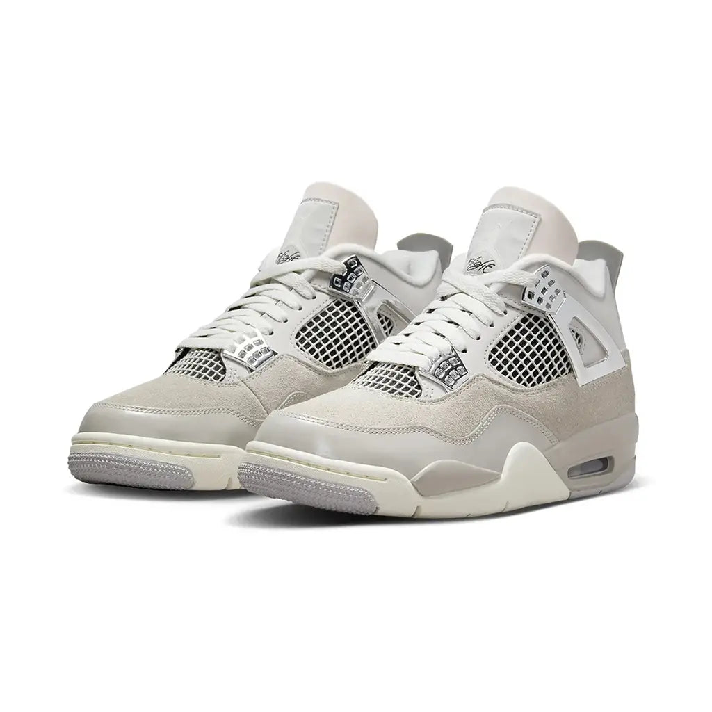 AJ4 Retro Frozen Moments