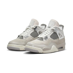 AJ4 Retro Frozen Moments