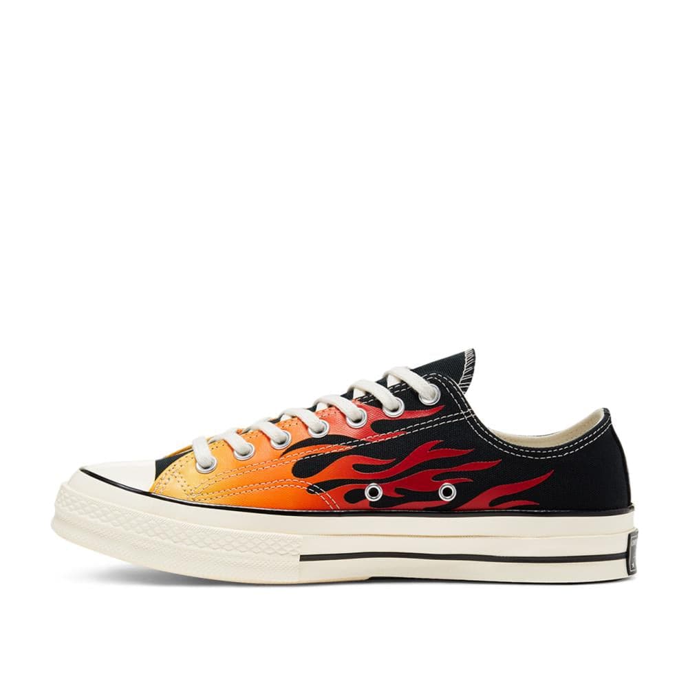 Sneaker Low-Top „Retro Print“ (Schwarz/Rot/Orange)