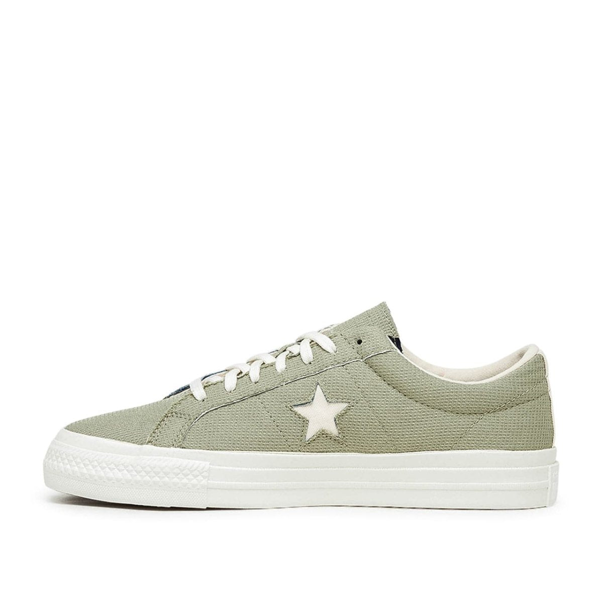 Sneaker mit dreiteiligem Design (Grün)