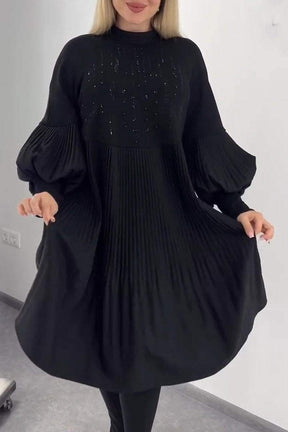 Damenkleid mit Falten