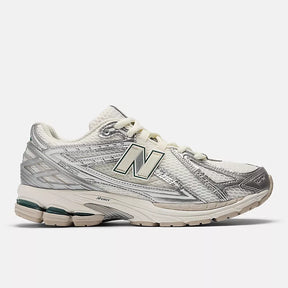 U1906RCE (Silver Metallic / Sea Salt / New Spruce)