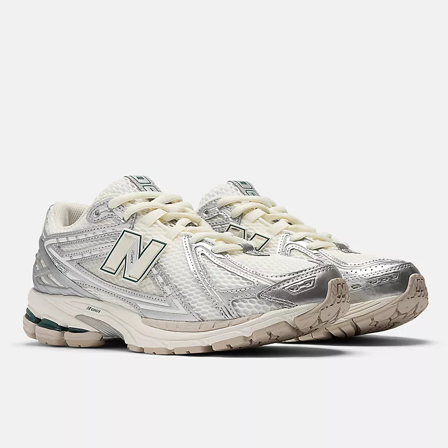 U1906RCE (Silver Metallic / Sea Salt / New Spruce)