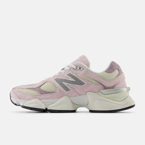 U9060 Sneaker